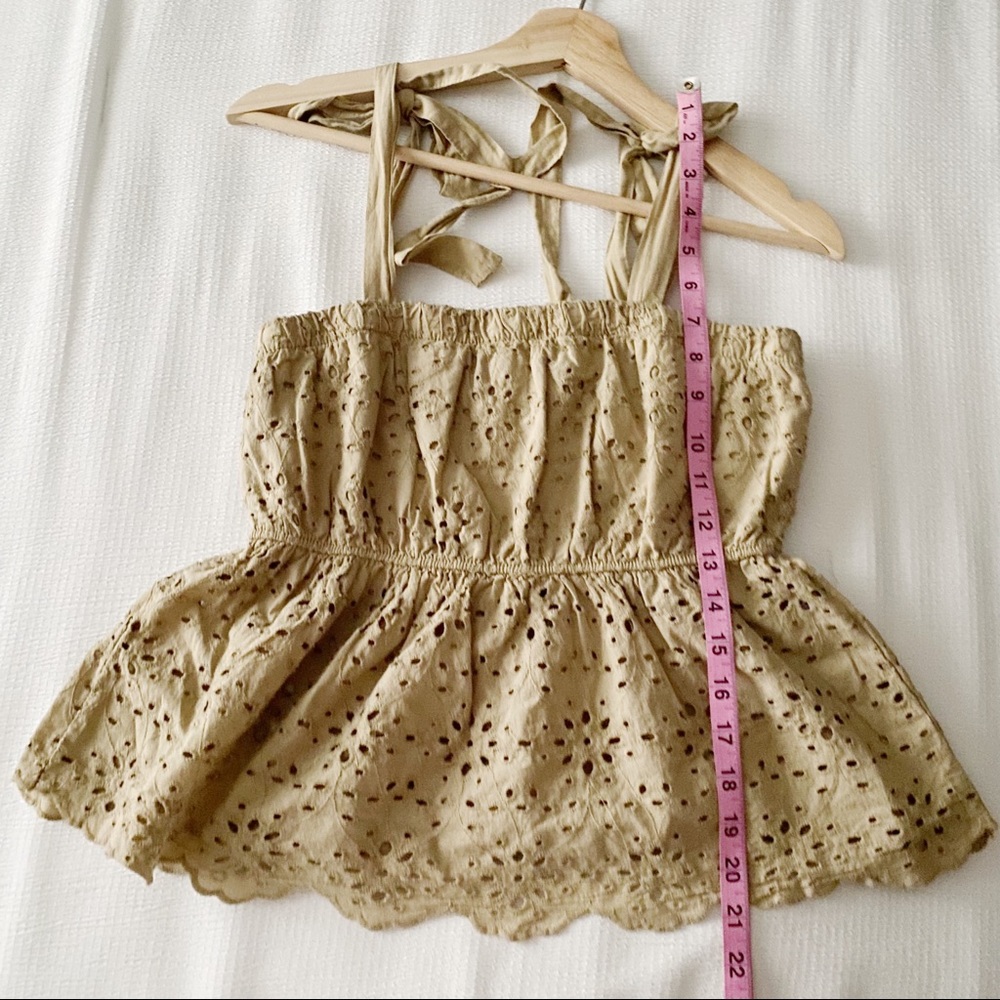 NWOT AEO Taupe Eyelet Lace Peplum Camisole With Shoulder Ties - Picture 4 of 9